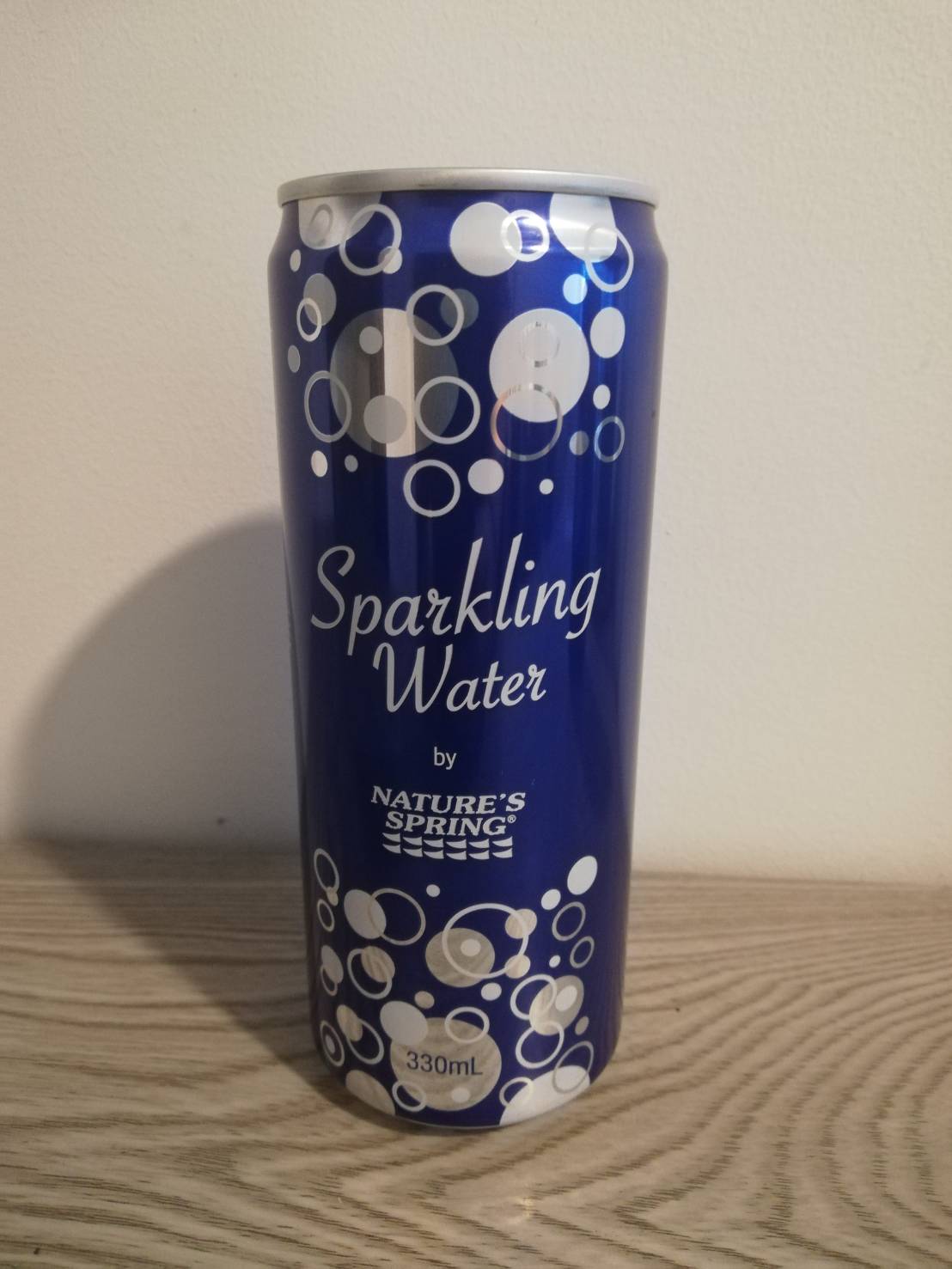 Nature's Spring Sparkling Water　フィリピン　炭酸水